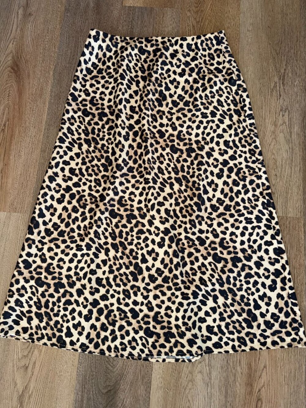 Sincerely Jules Women's Leopard Skirt - Size Large